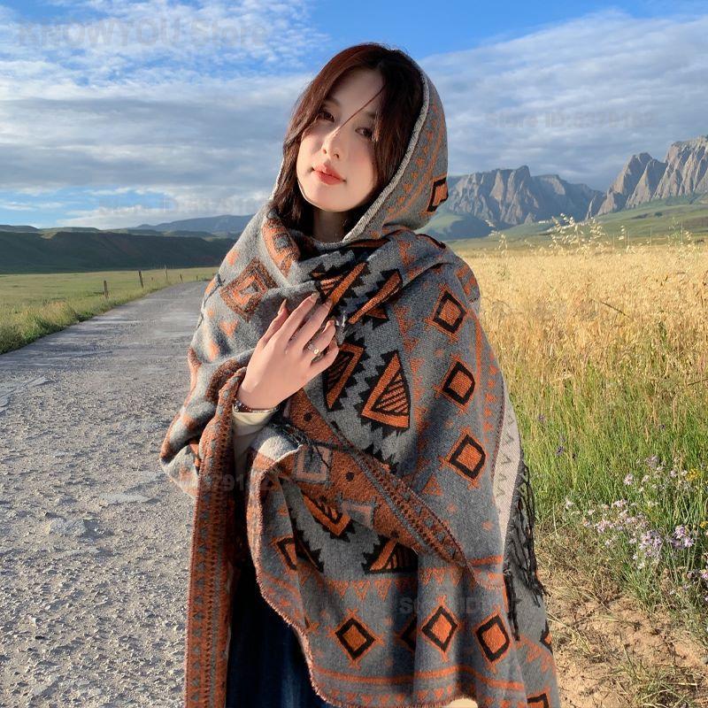 عباءة نسائية بغطاء للرأس على ا - مراجعة Ethnic Fashion Photography وسعره