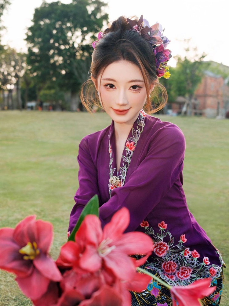 طقم ملابس نسائية جديد بتصميم ع - مراجعة Ethnic Fashion Photography وسعره